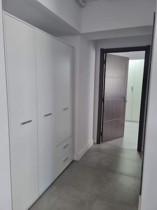 Lovely 1 Bedroom Livingroom Apartment Sector 1 Bucuresti Voluntari 外观 照片